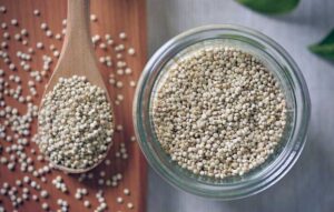 طرز استفاده از دانه کینوا برای لاغری